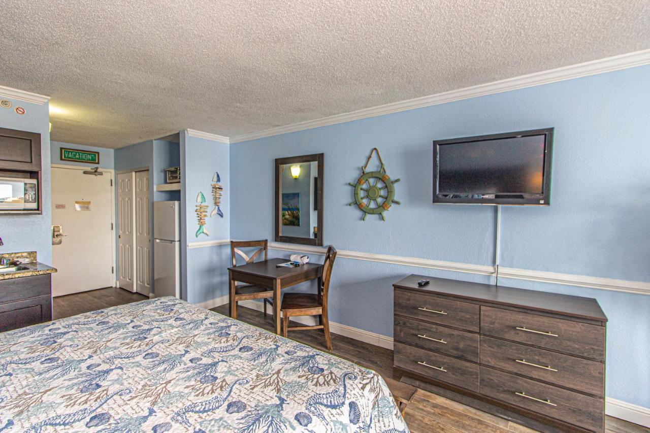 Oceanview King - Fully Updated! - Landmark 715 - Great Views! Sleeps 4 Myrtle Beach