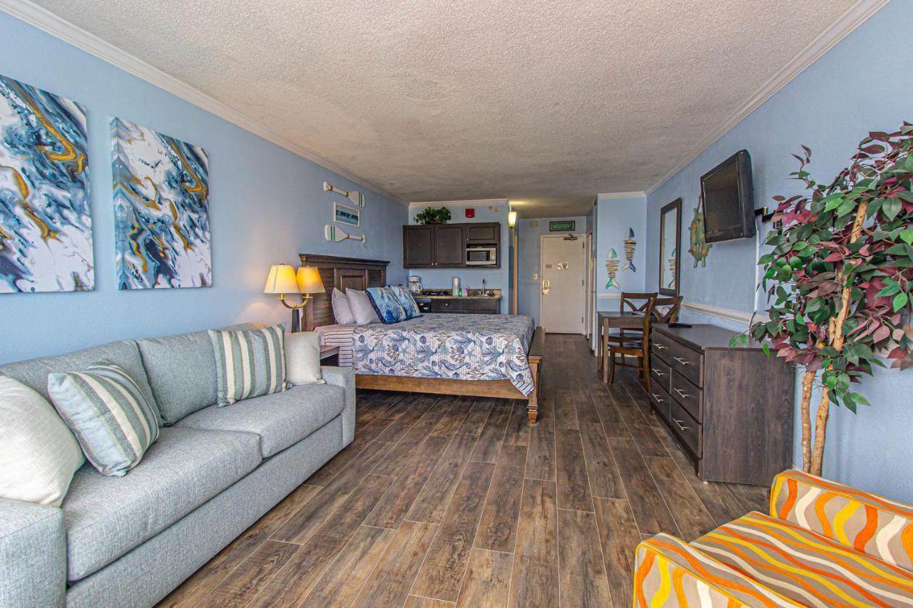 Oceanview King - Fully Updated! - Landmark 715 - Great Views! Sleeps 4