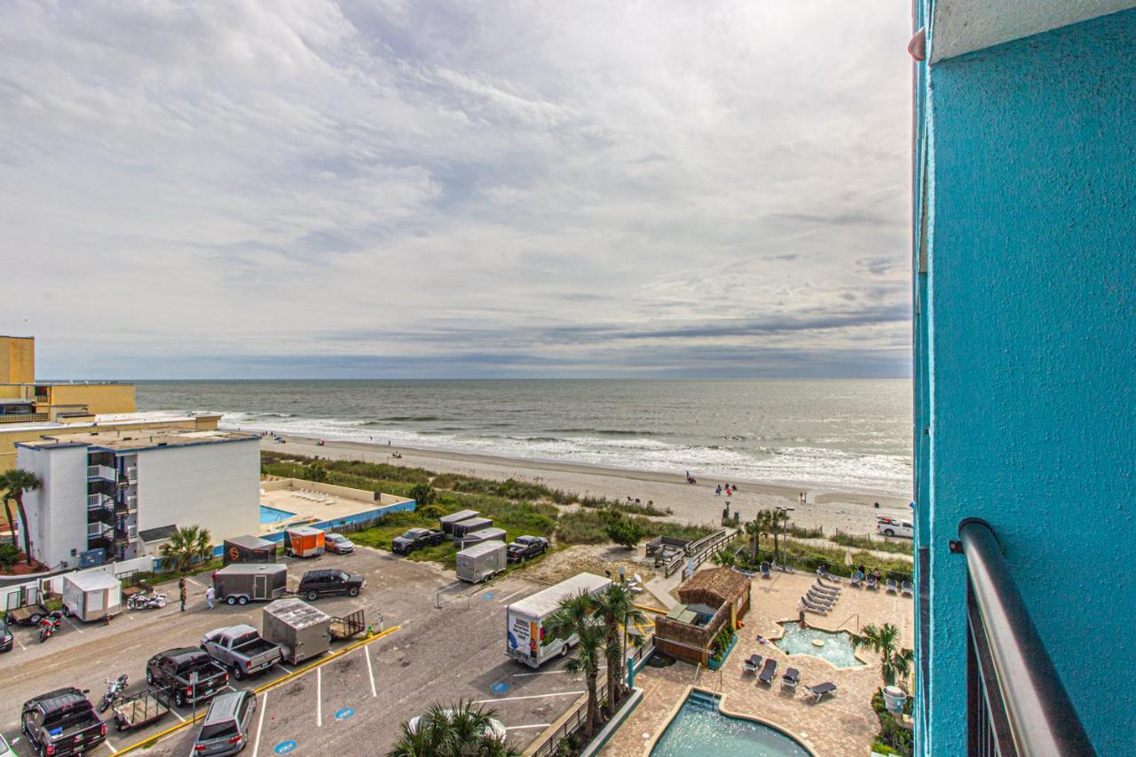 Oceanview King - Fully Updated! - Landmark 715 - Great Views! Sleeps 4 *