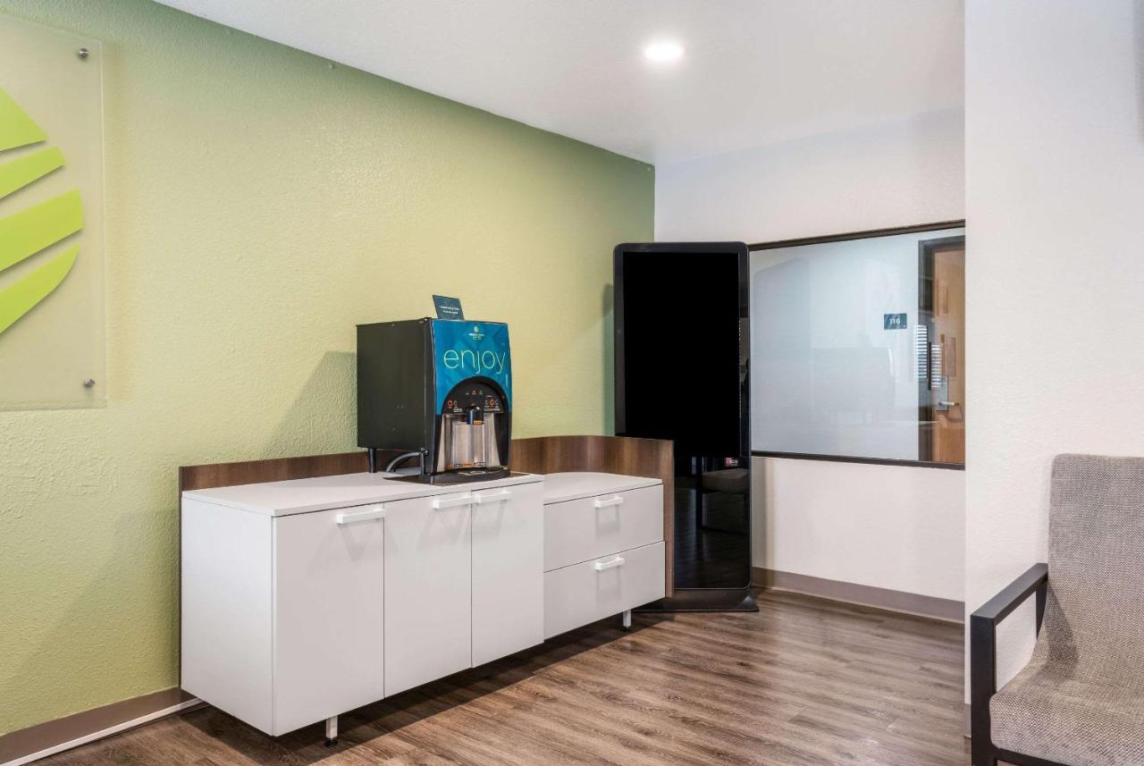 Woodspring Suites Hotel 2*