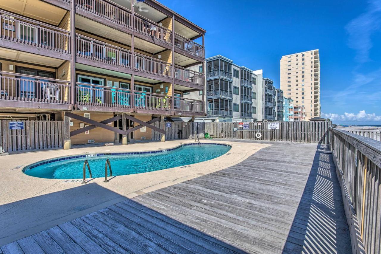 Lovers Haven Oceanfront With Pool! Apartment