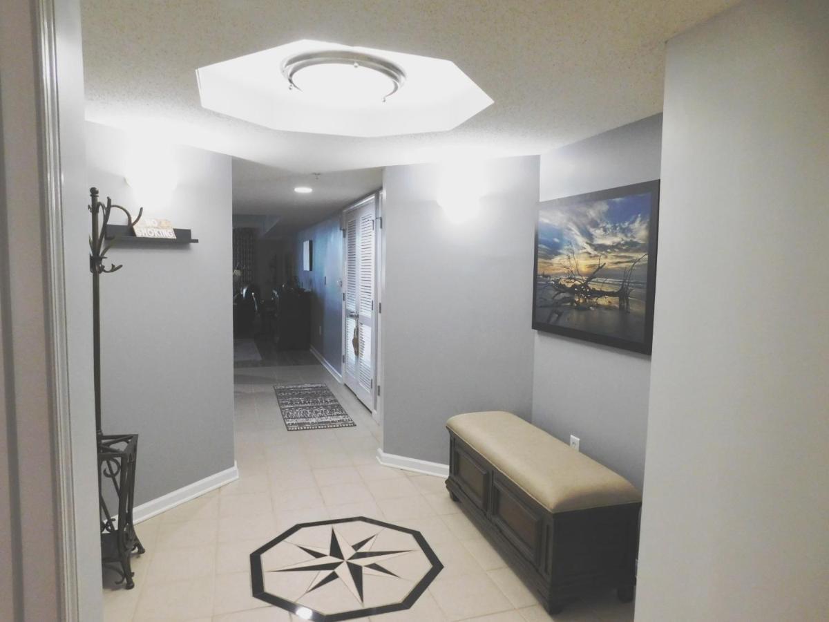Yacht Club #1-202 Apartment *