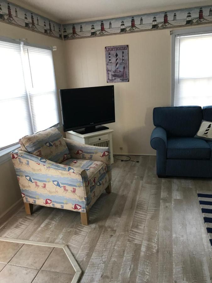 Holiday home Breeze 1, Short Walk To Atlantic Ocean, Pet Friendly, Very Quiet & Family Friendly *