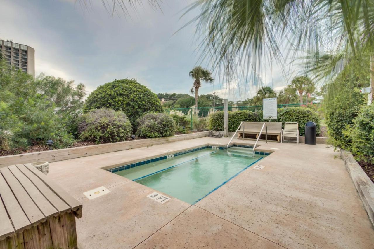Apartment 2 Bedroom Ocean Forest Steps Away From Pristine Sandy Beaches Myrtle Beach