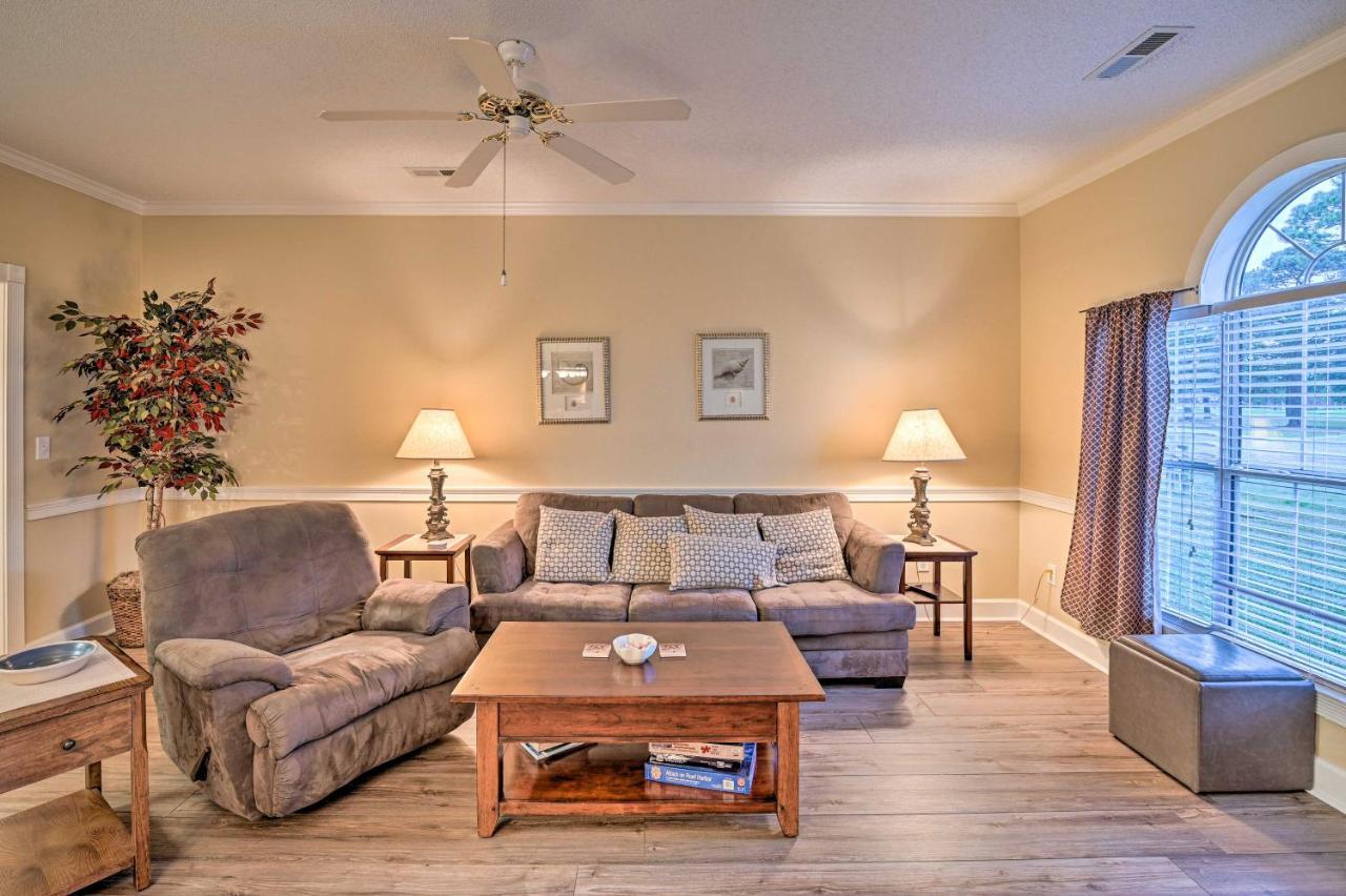 Charming On Myrtlewood Golf Course With Pool!