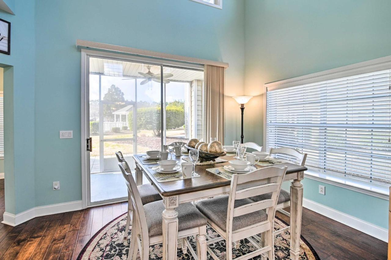 Holiday home Golfers Paradise In Myrtle With Balcony!