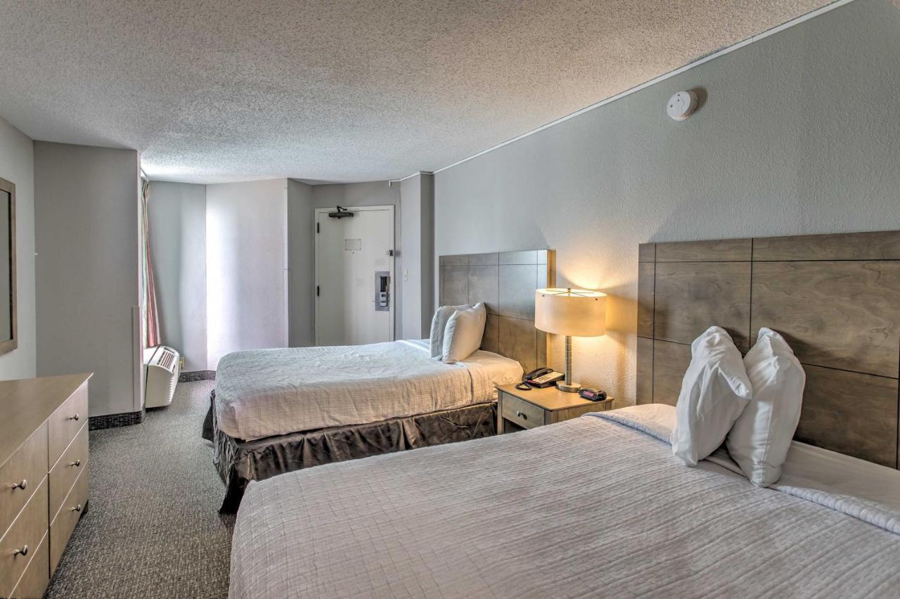 Apartment Breezy Landmark With Oceanfront Lanai! *