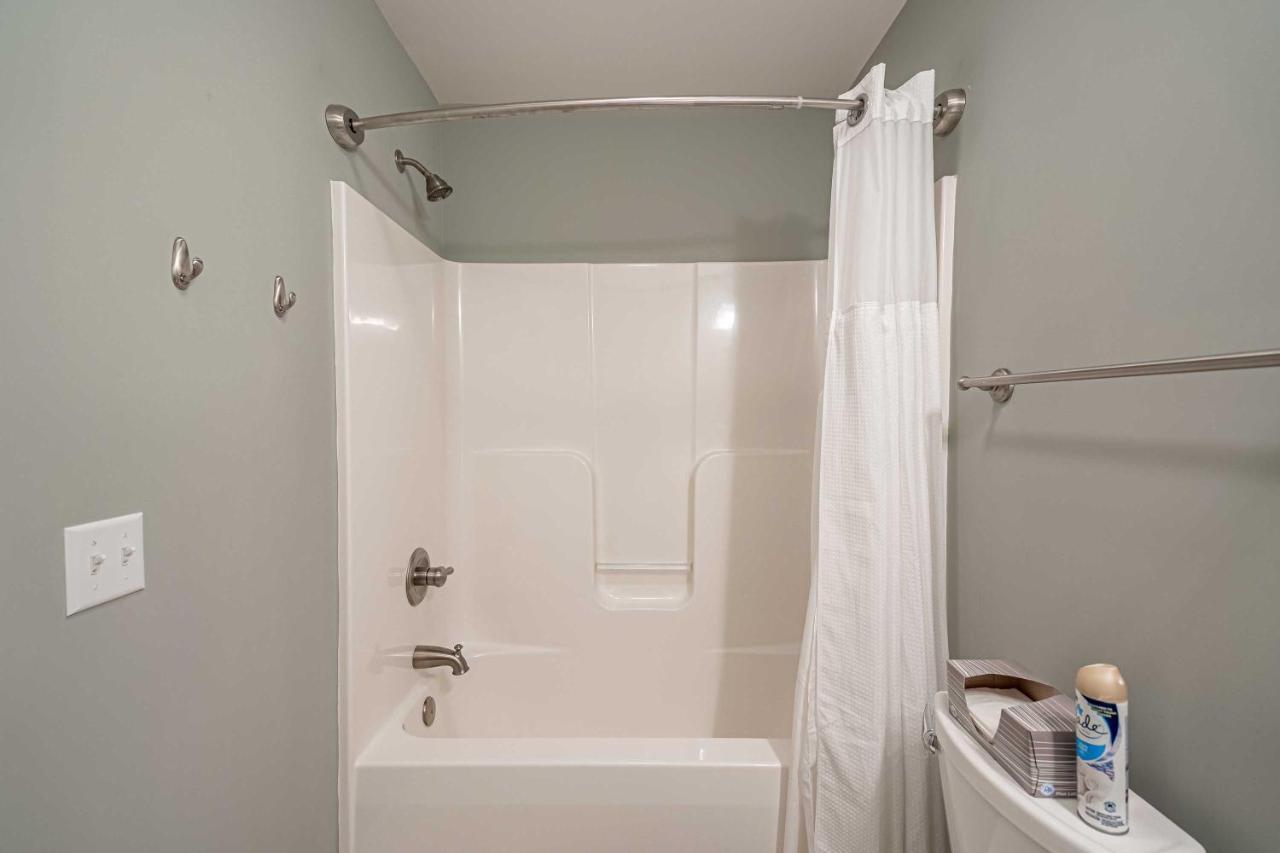 Chic North Myrtle Amenities! *