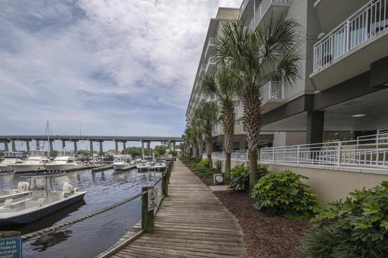 Apartment Harbourgate Marina #312 *