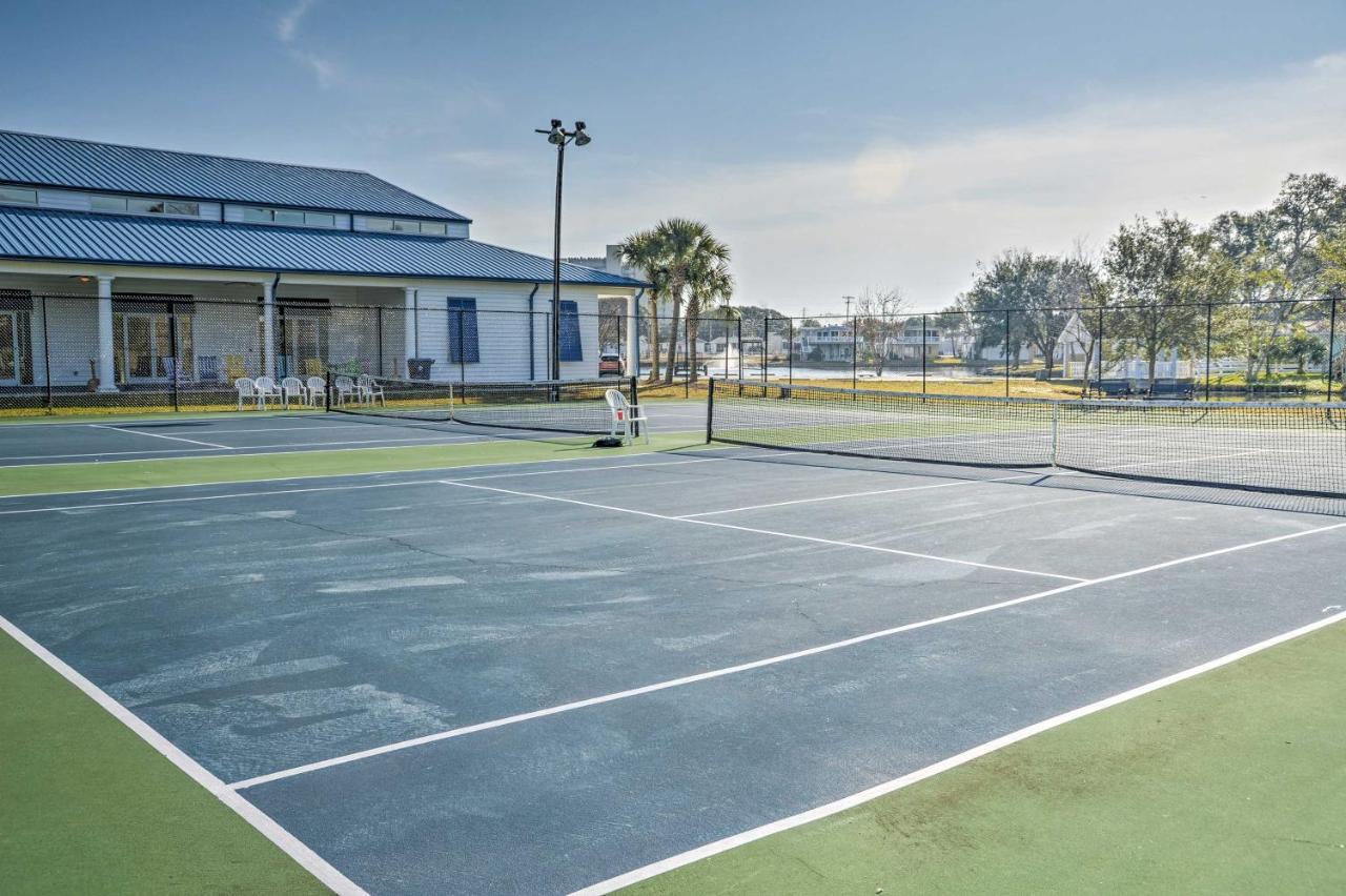 Surfside With Pool Access Walk To Beach! *