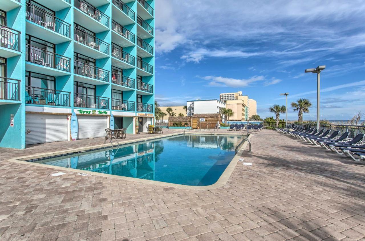 Breezy Landmark With Oceanfront Lanai! *