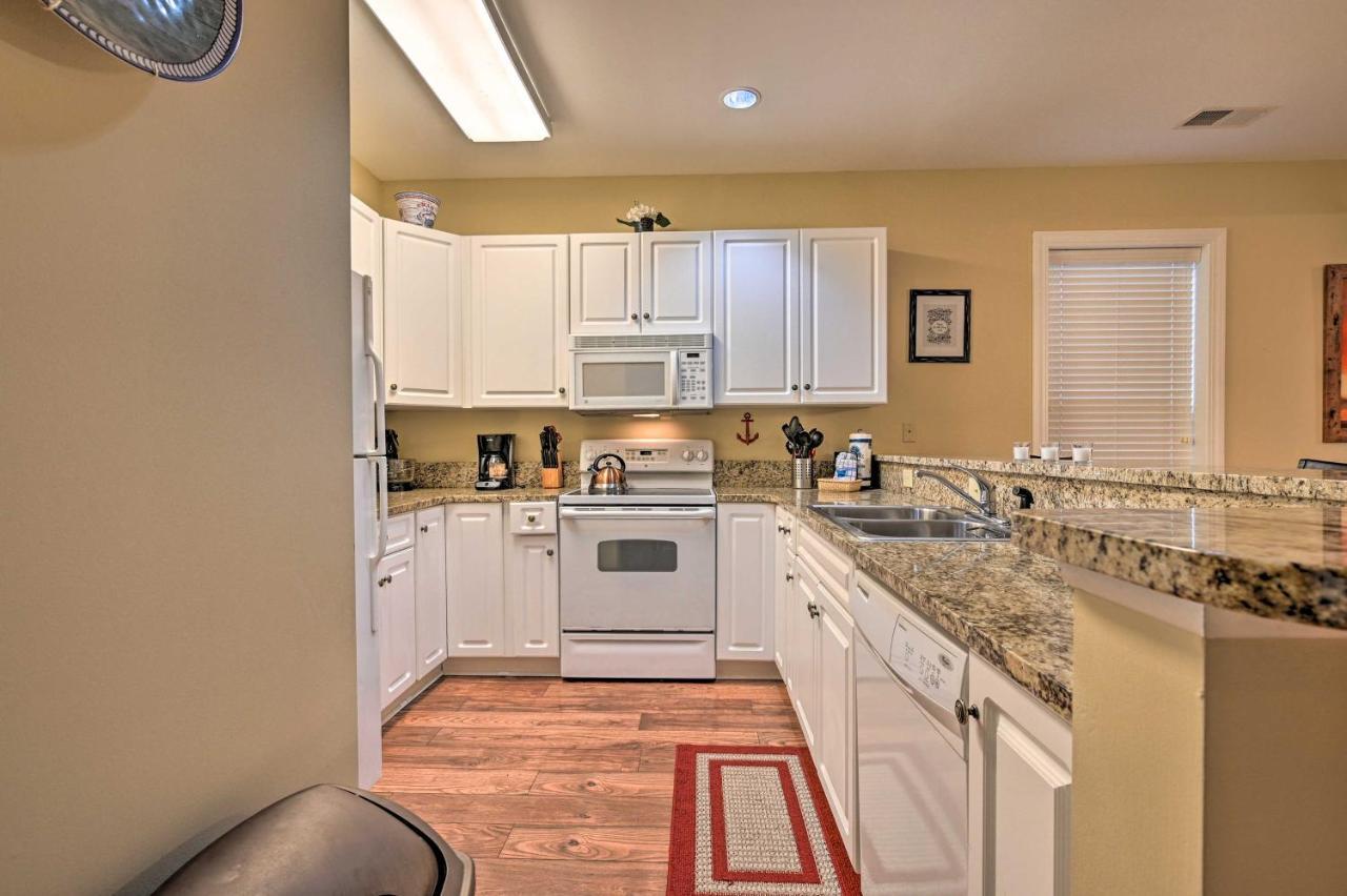 Apartment With Pool Access 6 Mi To Boardwalk! *