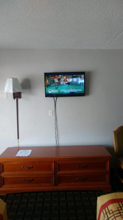 Motel Happy 2*