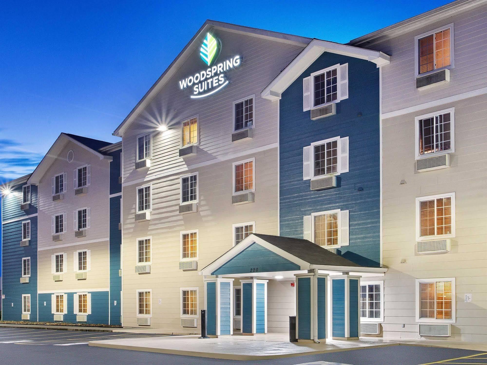 Woodspring Suites Hotel