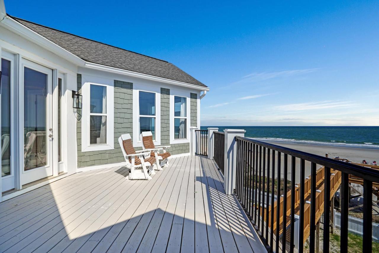 Holiday home Ocean Breeze - Ocean Front, 7 Bedroom Myrtle Beach