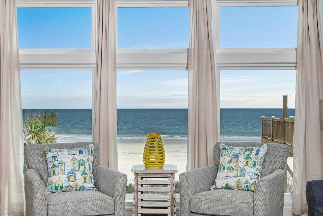 Ocean Breeze - Ocean Front, 7 Bedroom Myrtle Beach