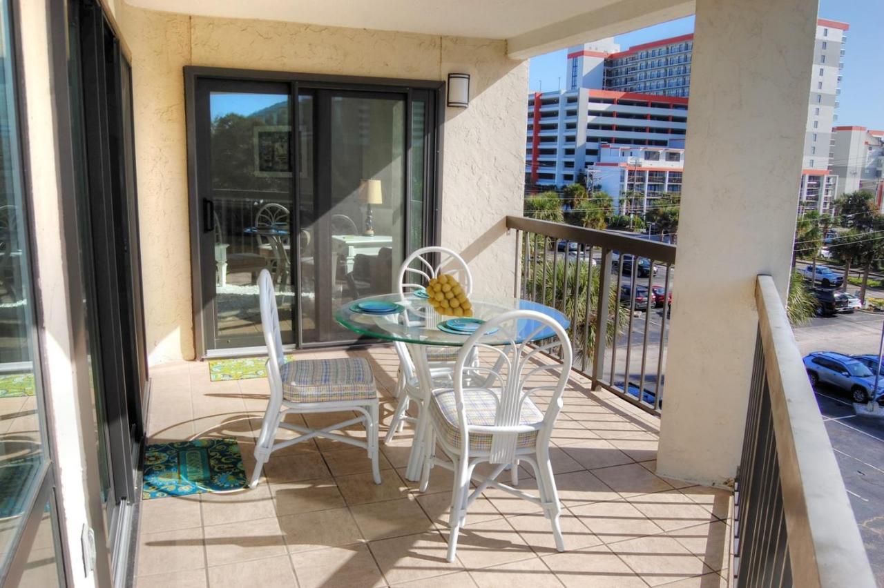 Carol Bay 403