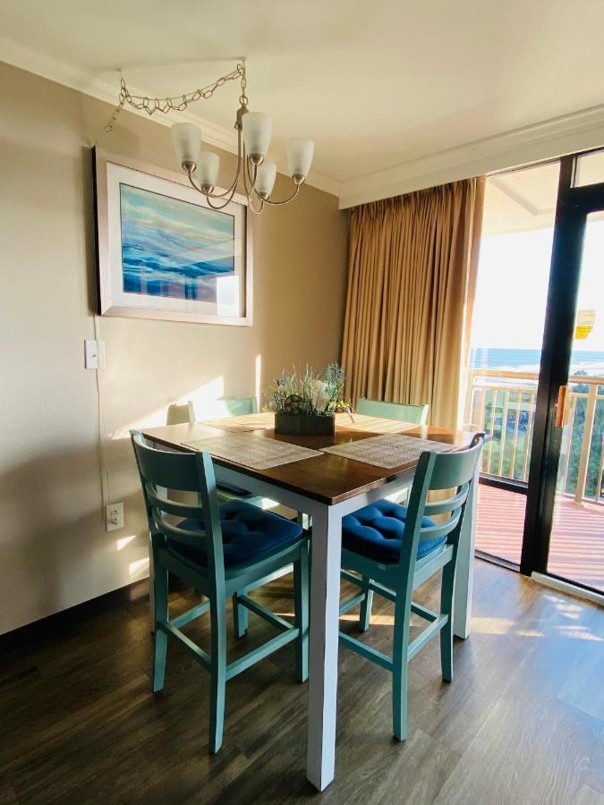 Apartment Gone Coastal. *