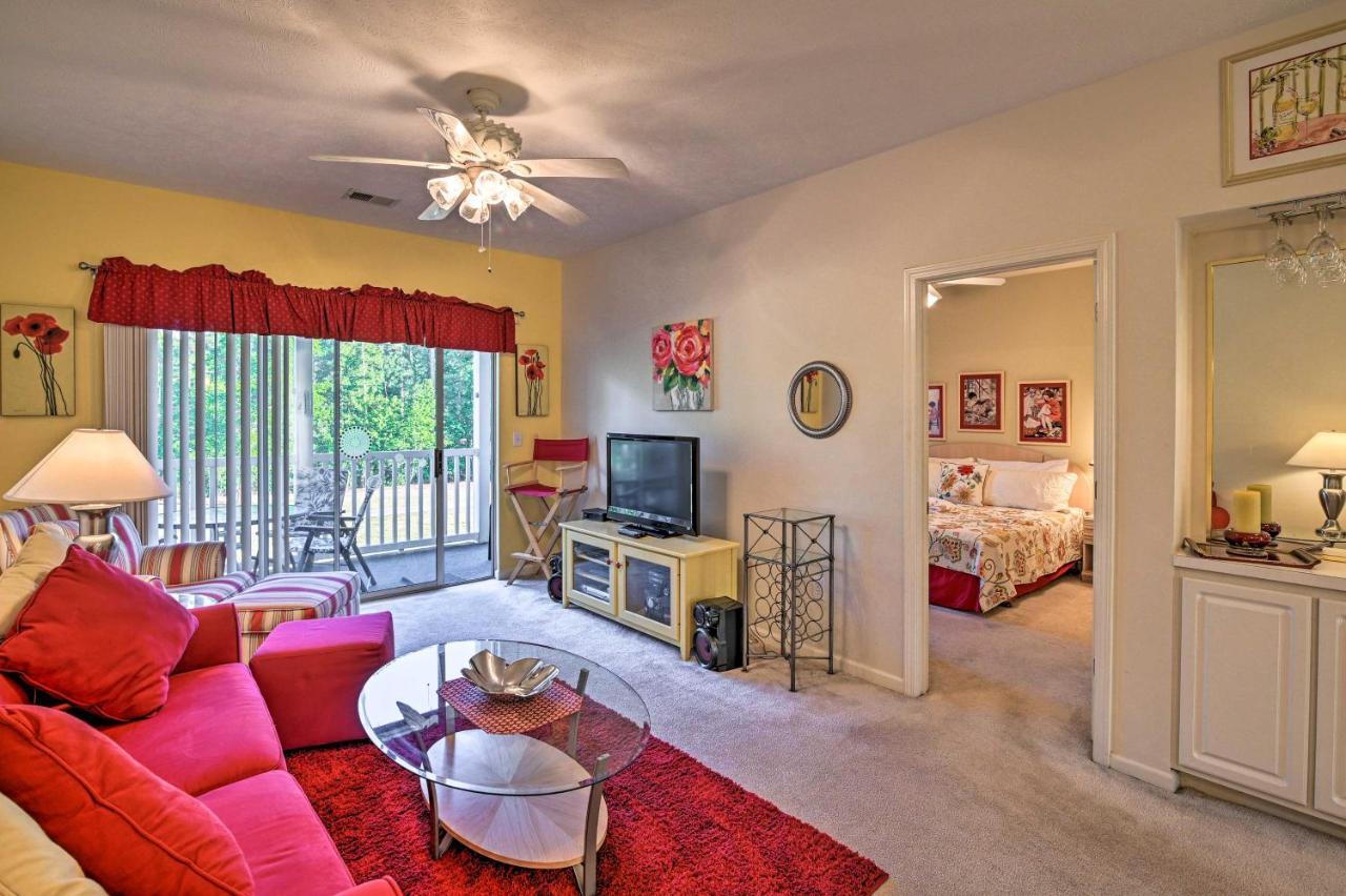 Cozy With Golf Course View 4 Mi To Shore! Apartment *