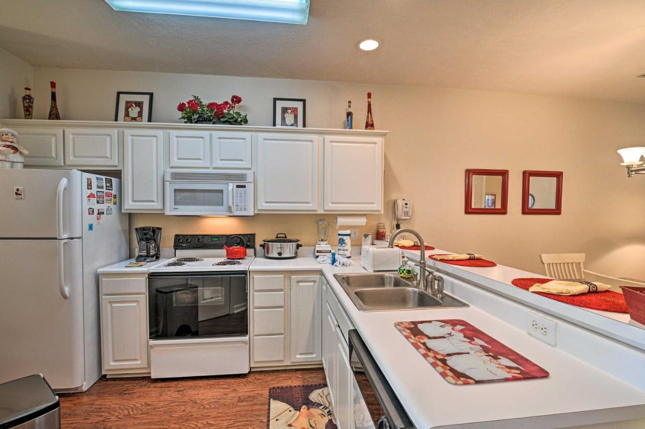 Cozy With Golf Course View 4 Mi To Shore! Apartment *