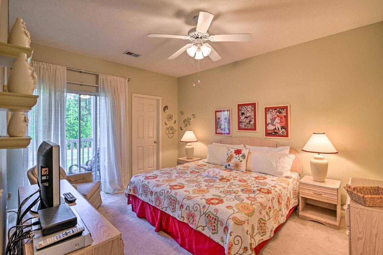 Cozy With Golf Course View 4 Mi To Shore! Apartment Myrtle Beach