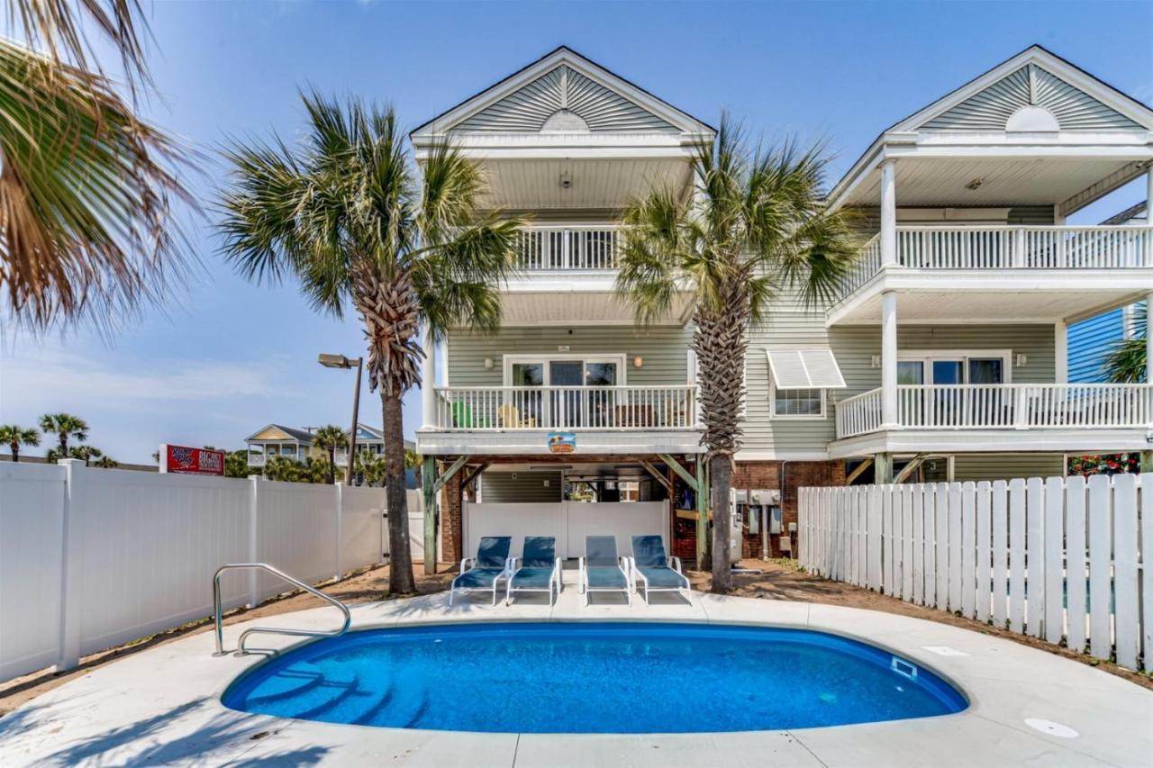 An Amazing Surfside Escape