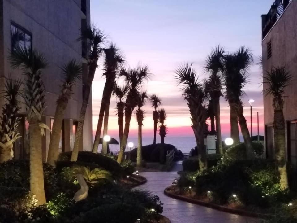 Ocean Front, Private Balconies *