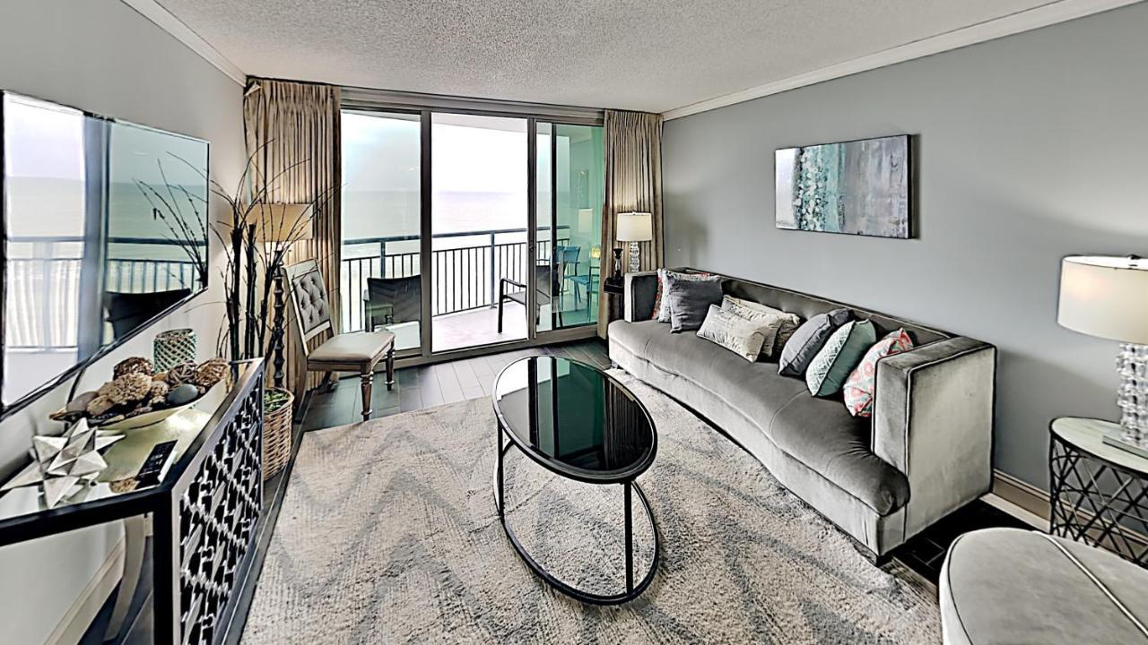 3br Oceanfront In The Heart Of Myrtle Beach! Holiday home