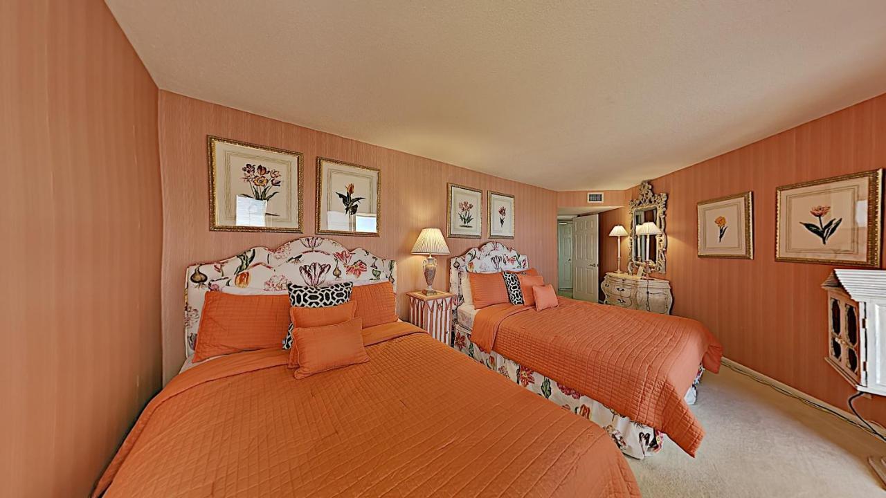 Sophisticated Oceanfront Private Balcony Holiday home Myrtle Beach