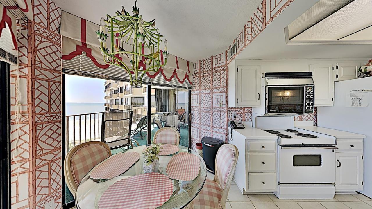 Sophisticated Oceanfront Private Balcony * Myrtle Beach