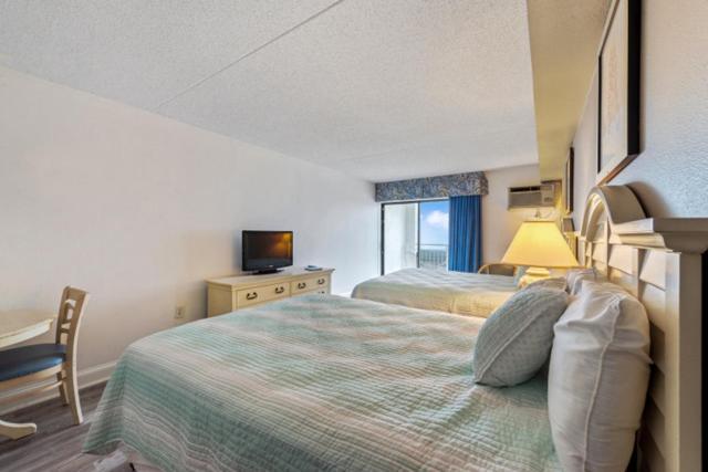 Holiday home Direct Oceanfront Studio With Beautiful Updates! Sea Mist 20709 Queen Beds - Full Kitchen! *
