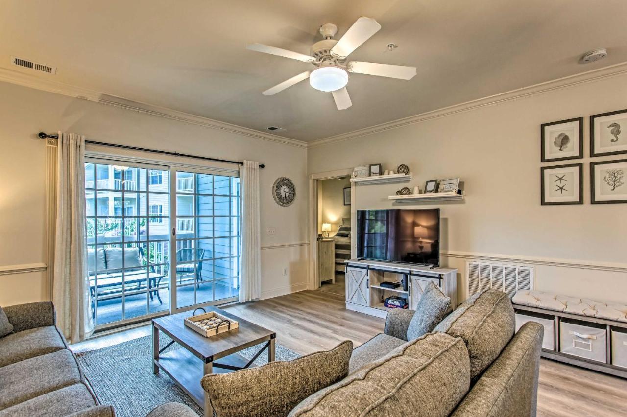 Beautiful Coastal With Pool And Close To Beach! Apartment