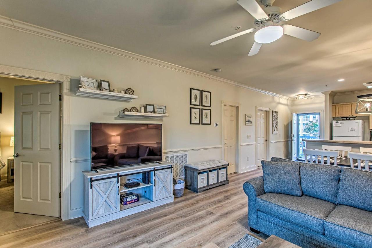 Apartment Beautiful Coastal With Pool And Close To Beach!