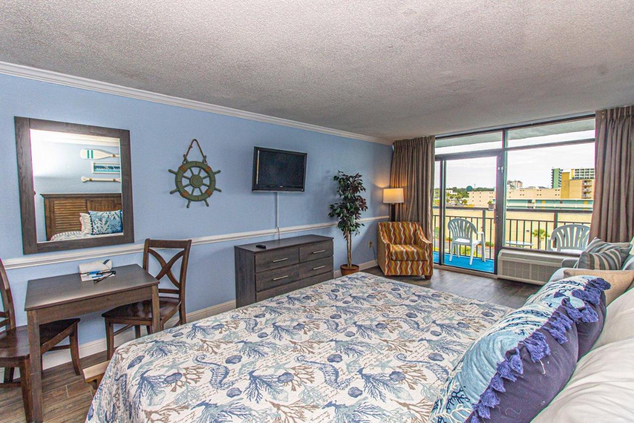 Oceanview King - Fully Updated! - Landmark 715 - Great Views! Sleeps 4 Holiday home