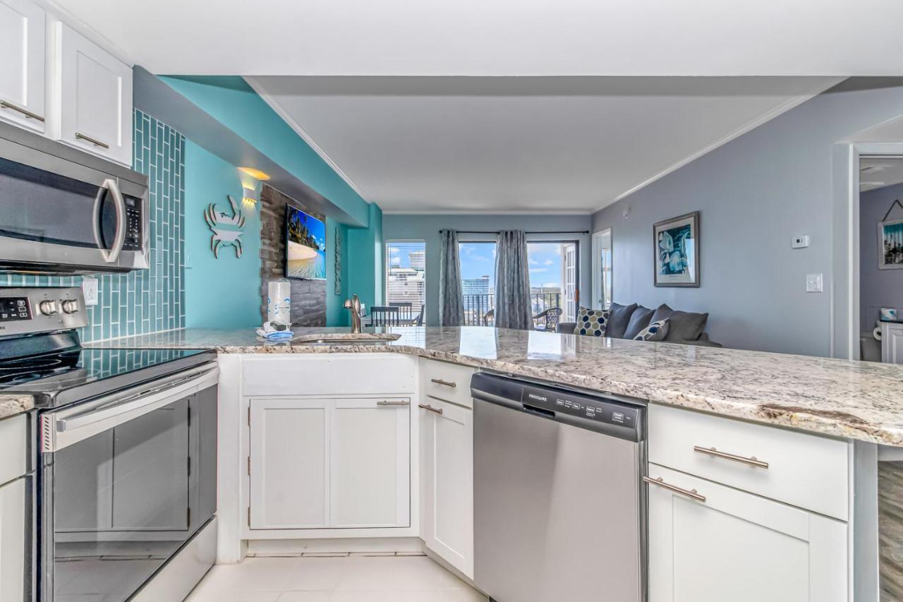 Beautiful 2 Bedroom With Stunning Views Palace 1113