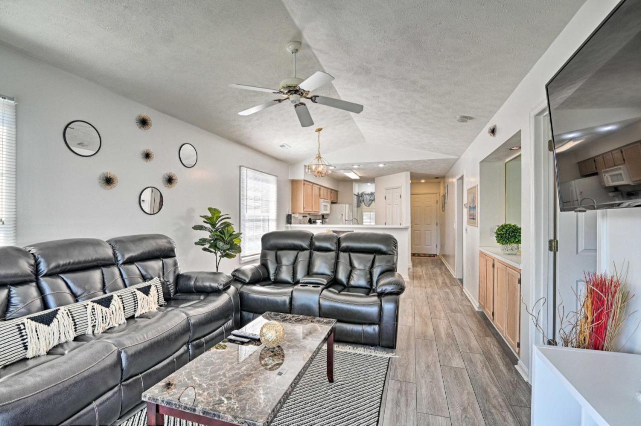 Apartment With Pool Minutes To Ocean! *