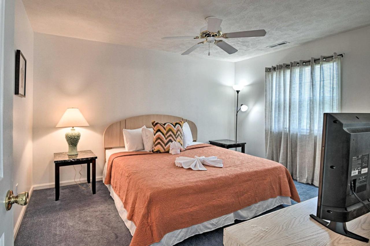 With Pool Minutes To Ocean! Apartment Myrtle Beach
