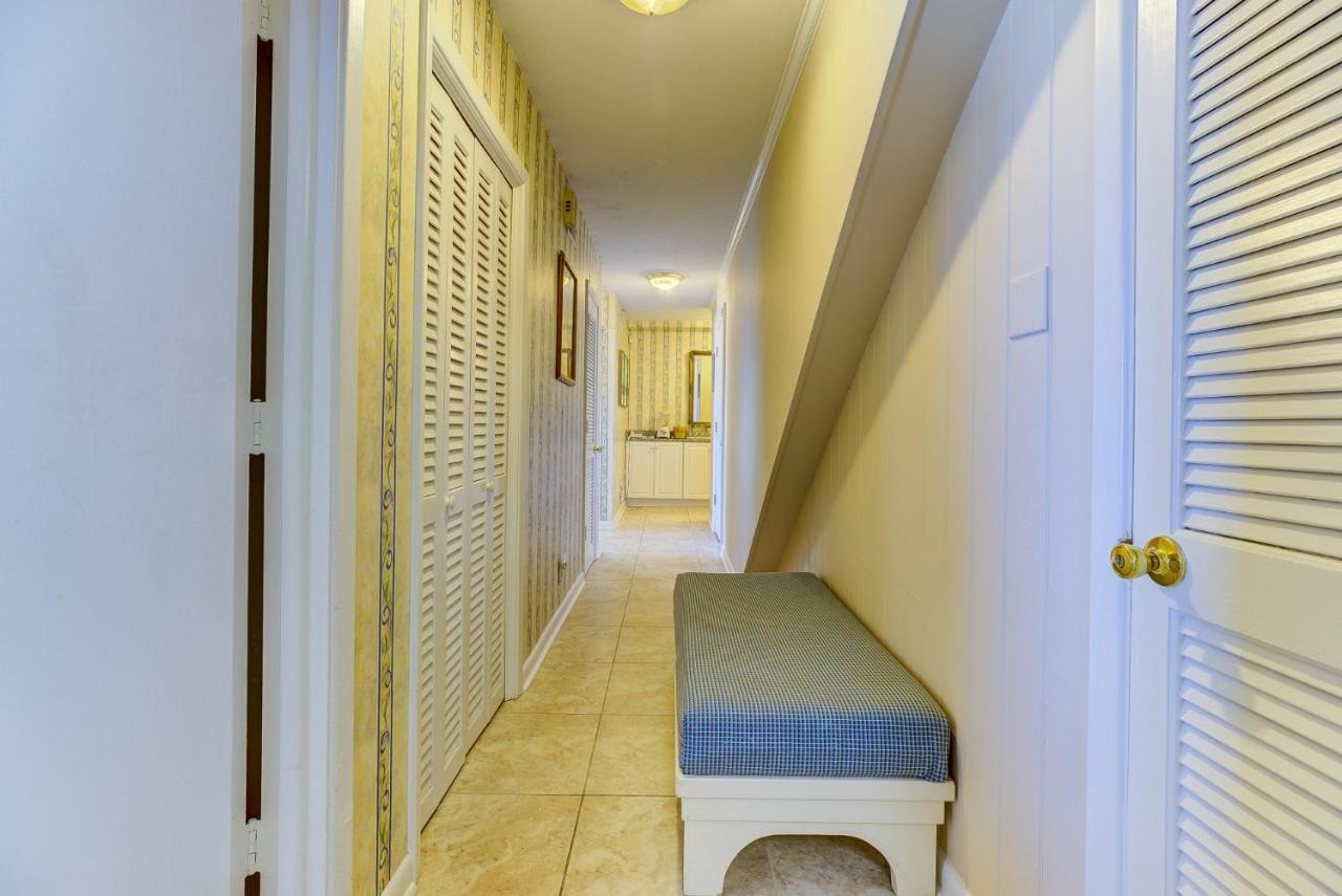 Holiday home Oceanfront Pool Hot Tub Kitchen Washer Dryer Downtown