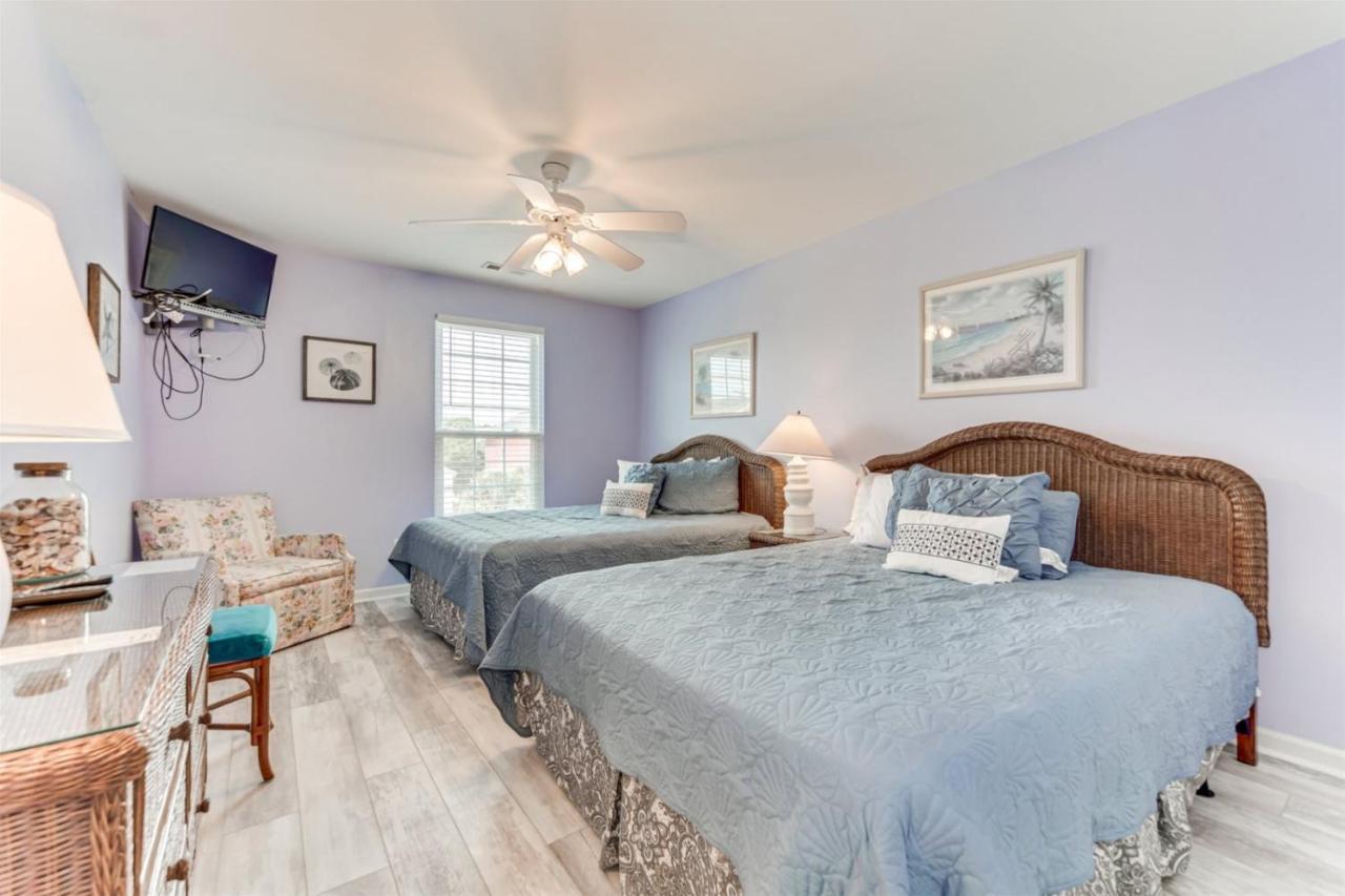 Holiday home An Amazing Surfside Escape *