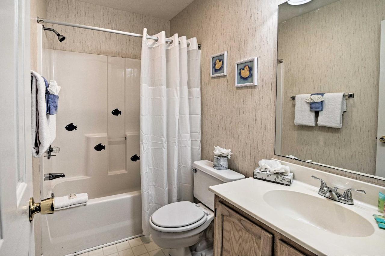Apartment With Pool Minutes To Ocean! *