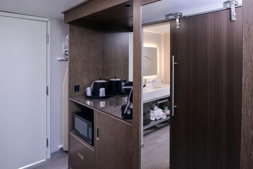 Inn Shores