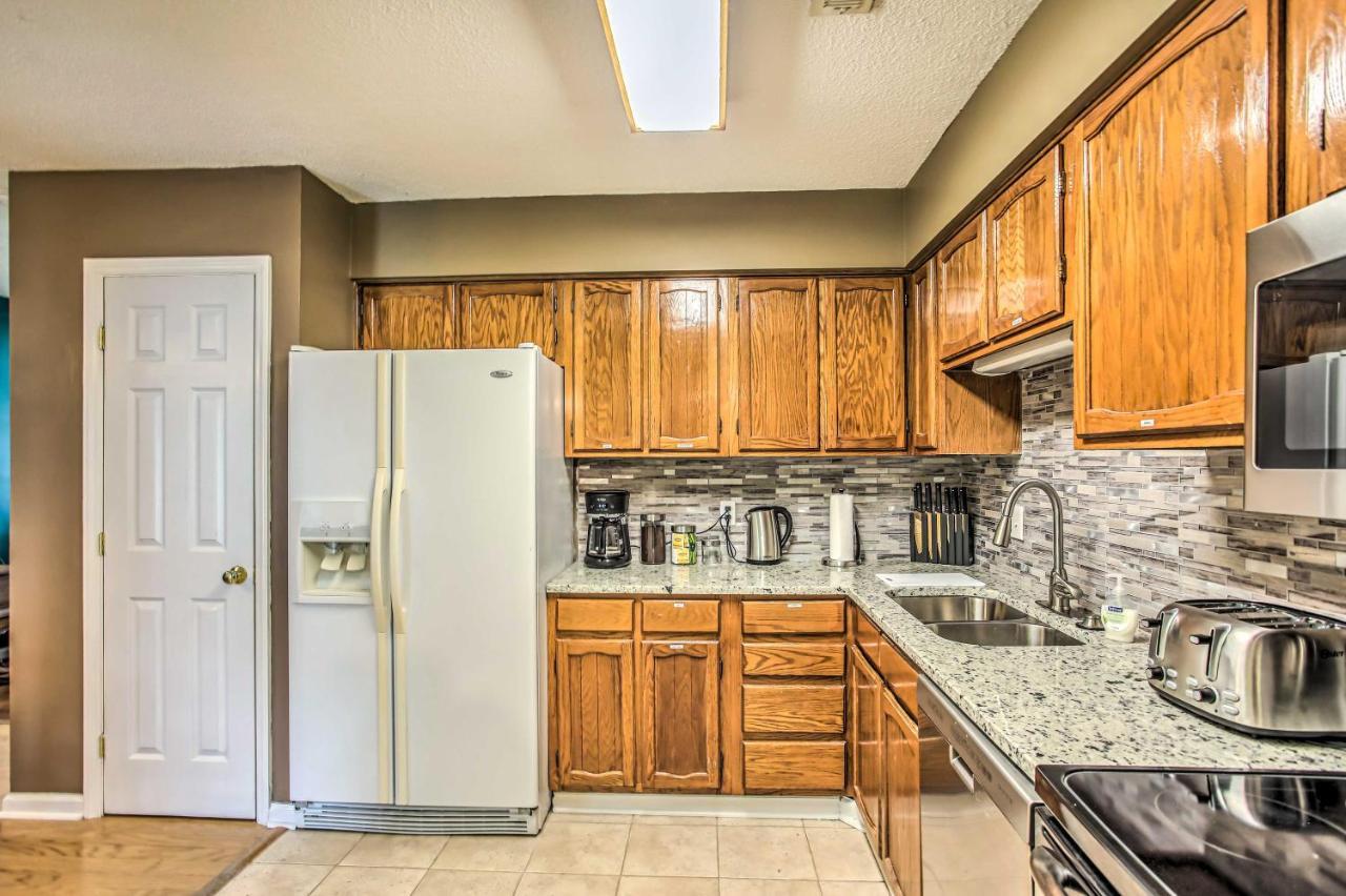 Holiday home Surfside Beach House - King Bed Less Than 2 Mi To Shore! *