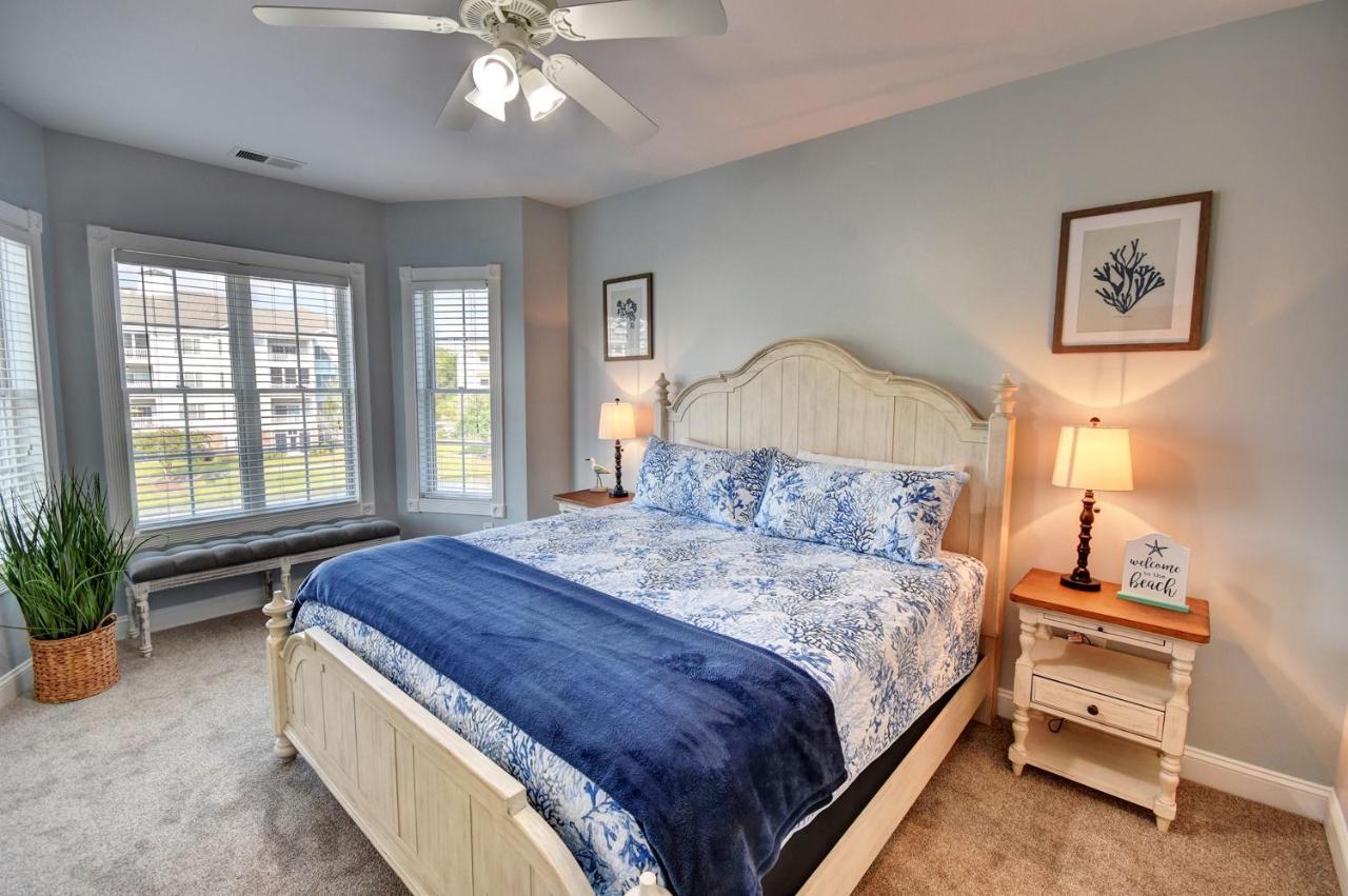 Apartment 4827 Magnolia Drive, #302