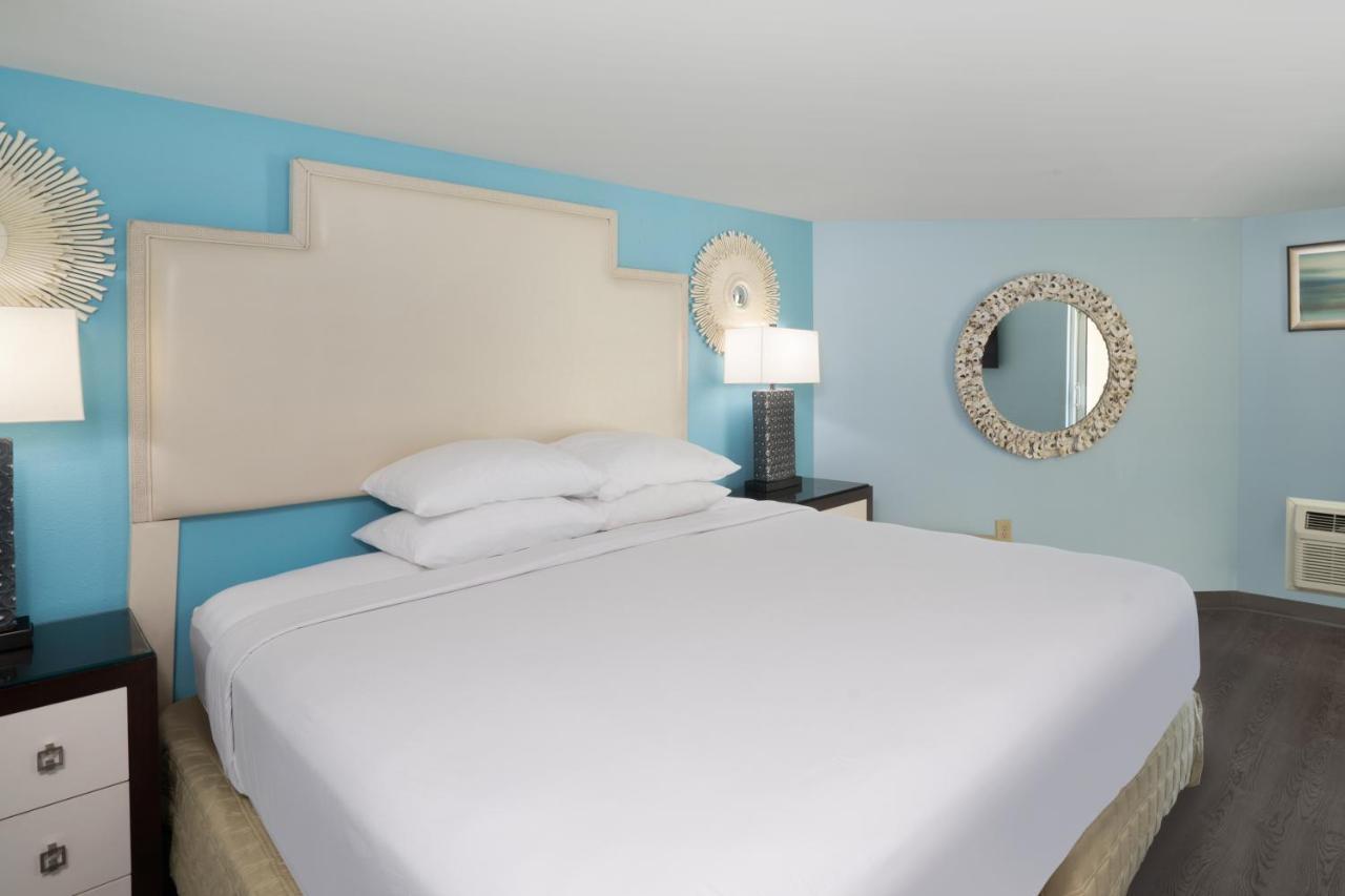 Palette Myrtle Hotel