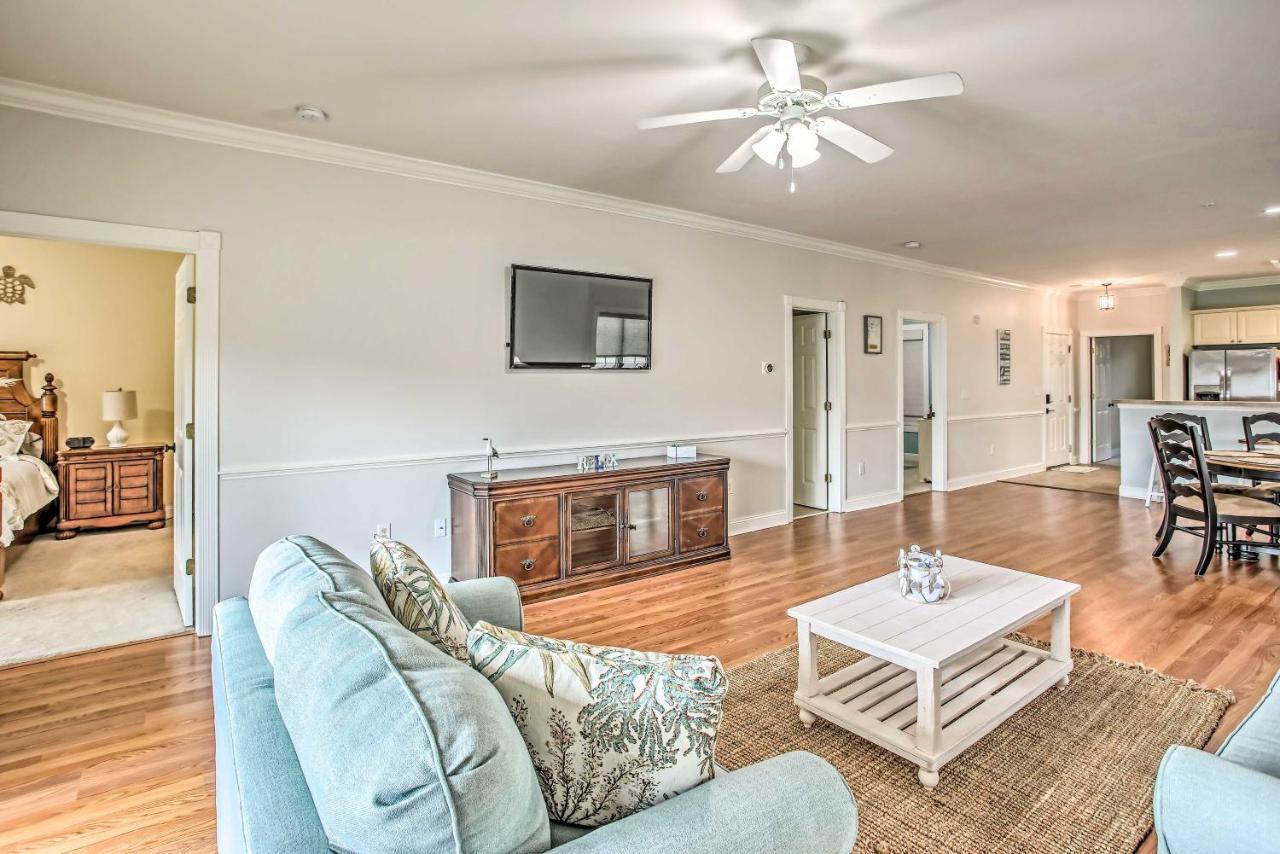 Magnolia Pointe With Community Pool And More!