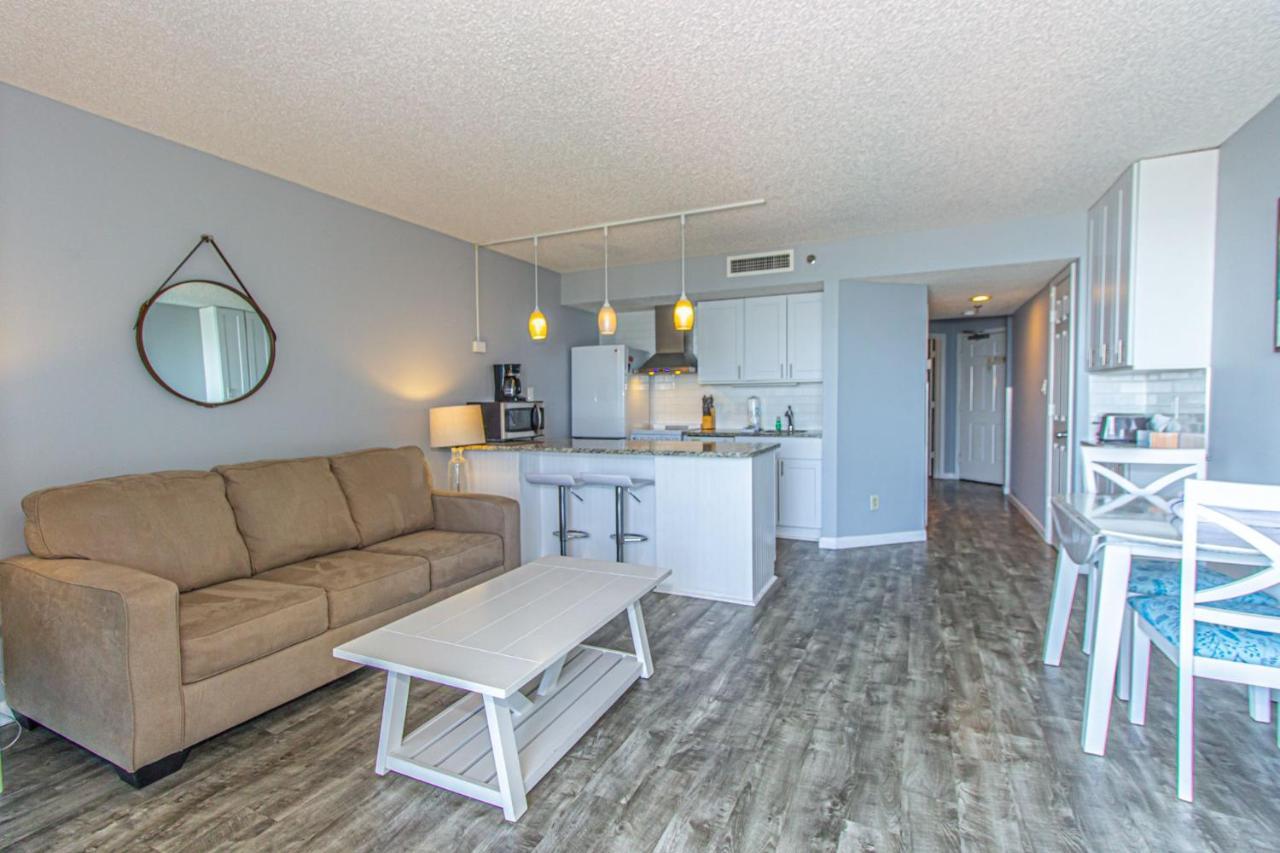 Modern Oceanfront Double Queen Sleeps 6! Ocean Forest Plaza 607 *