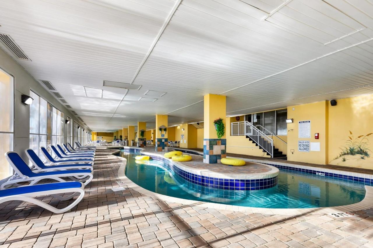 Hosteeva Beachfront With Private Balcony Apartment *
