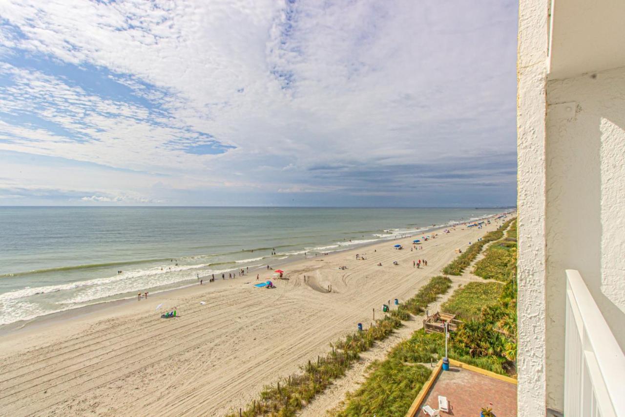 Direct Oceanfront Studio With Beautiful Updates! Sea Mist 20709 Queen Beds - Full Kitchen! Holiday home Myrtle Beach