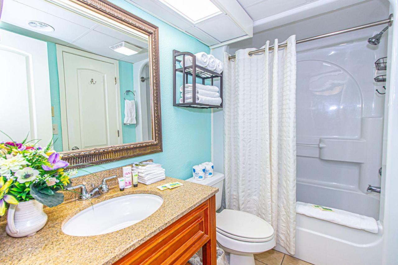 Ocean View King Monterey Bay 1411 Sleeps 7 Guests Apartment *