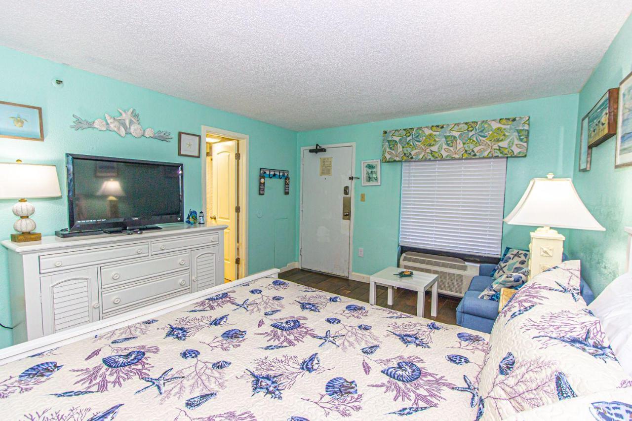 Apartment Ocean View King Monterey Bay 1411 Sleeps 7 Guests